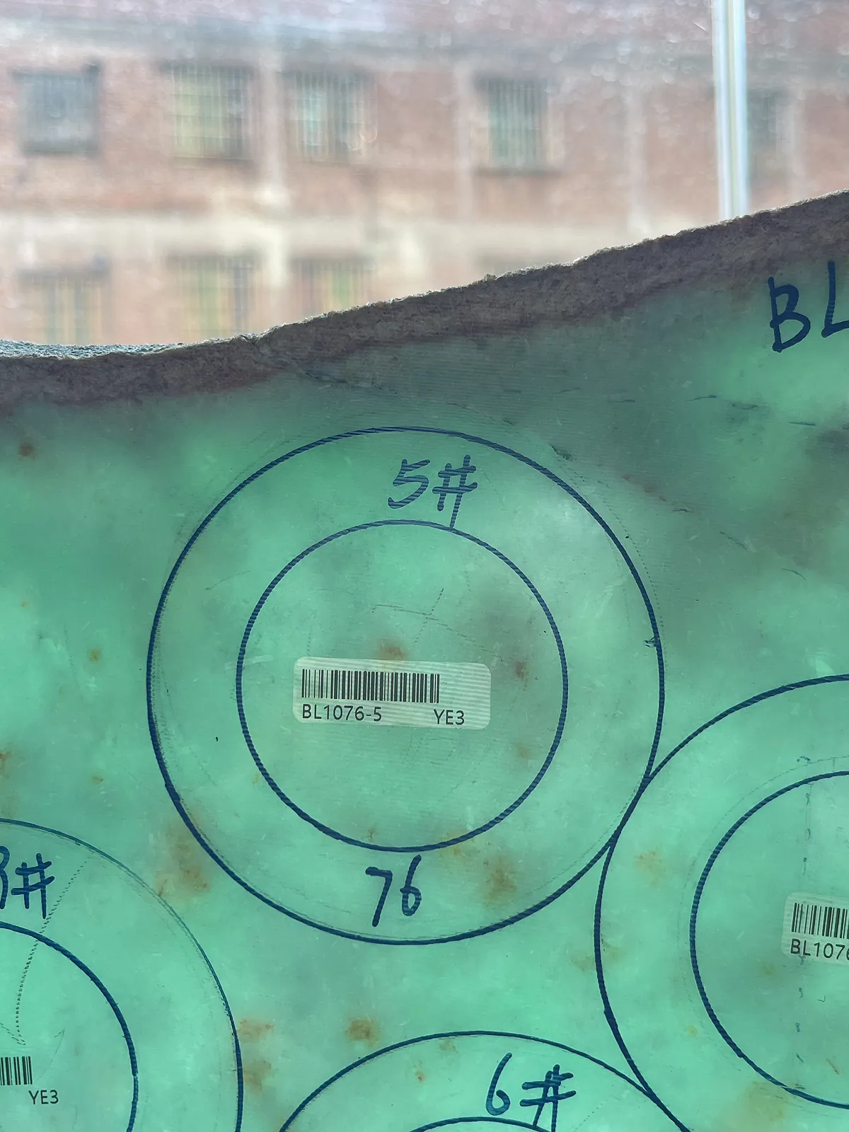 翡翠板料，⭕️正圈最大做60，圆条最大做56
