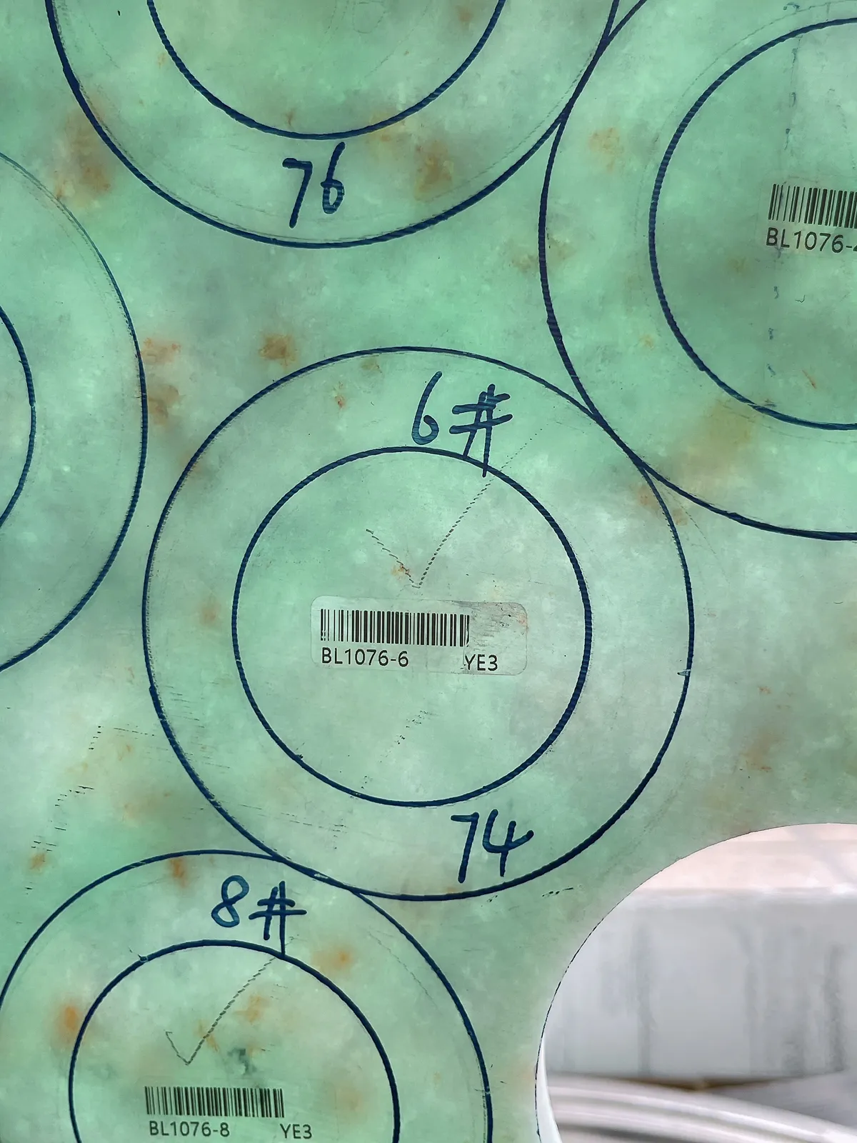 翡翠板料，⭕️正圈最大做58，圆条最大做54