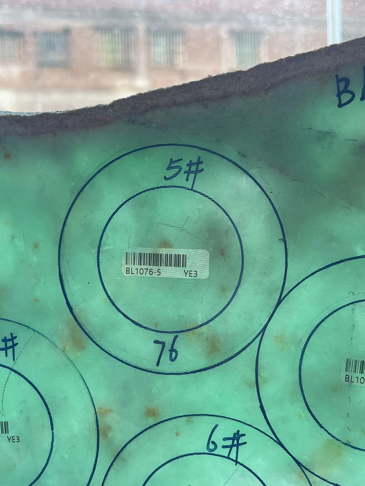 翡翠板料，⭕️正圈最大做60，圆条最大做56