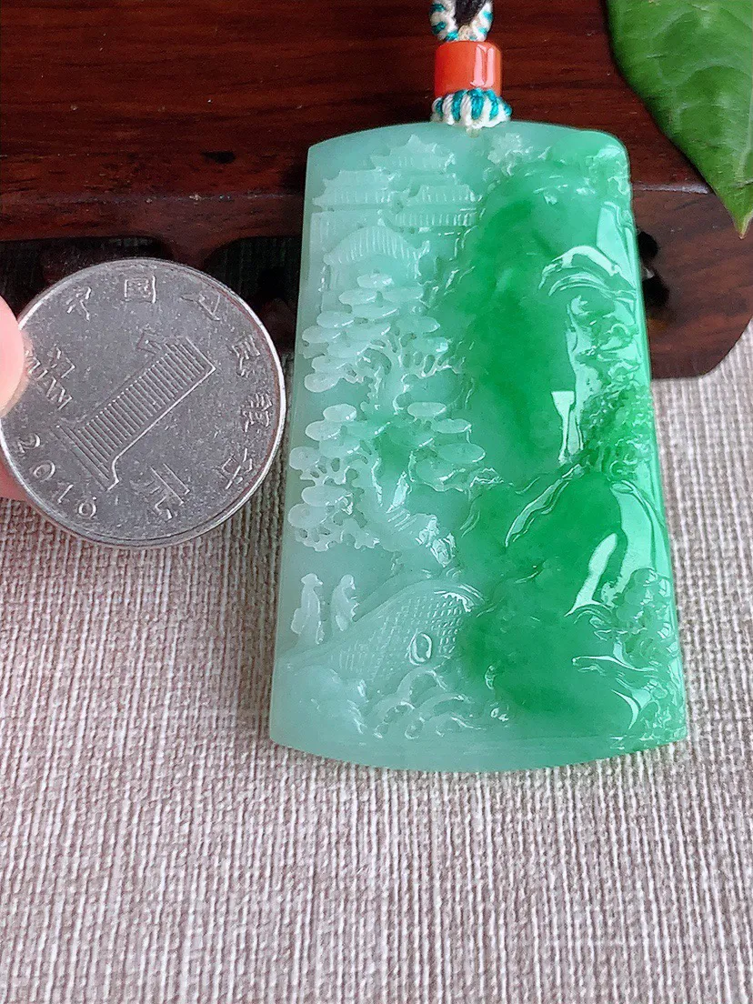 缅甸a货翡翠ddj老坑冰种飘绿意境山水牌吊坠  整体56×34.2×5mm 29.28