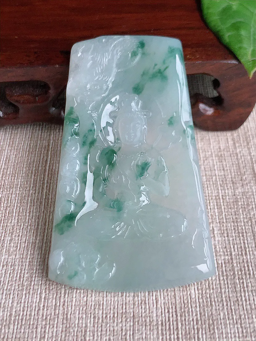 缅甸a货翡翠ddj老坑冰种一刀切飘花大势至菩萨吊坠 整体62.4×37×4mm 22.09