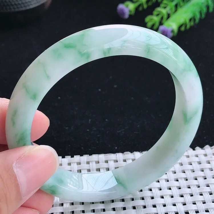 自然光58/12.7/8.3圈口老坑精美冰润飘花宽边手镯翡翠玉镯尺寸