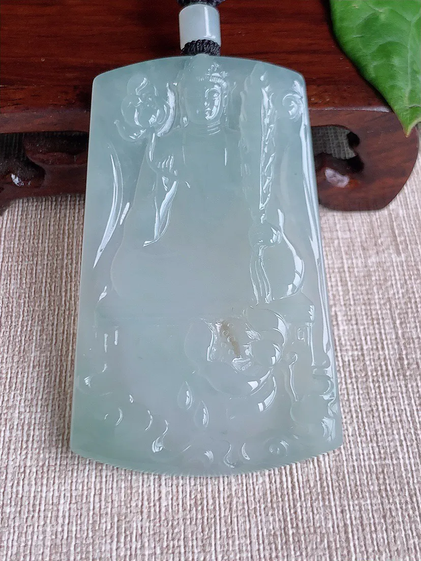 缅甸a货翡翠ddj老坑冰种晴水大势至菩萨吊坠 整体66.7×40×5.5mm 40.76