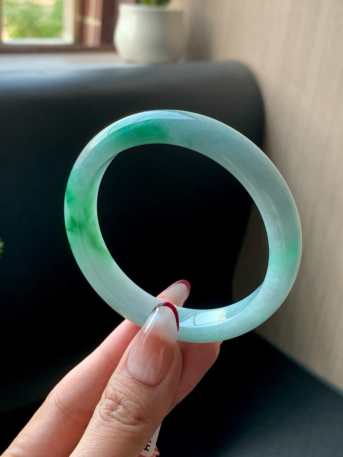 阳绿白底青绿飘花正圈成品

⭕️58-12.2-8