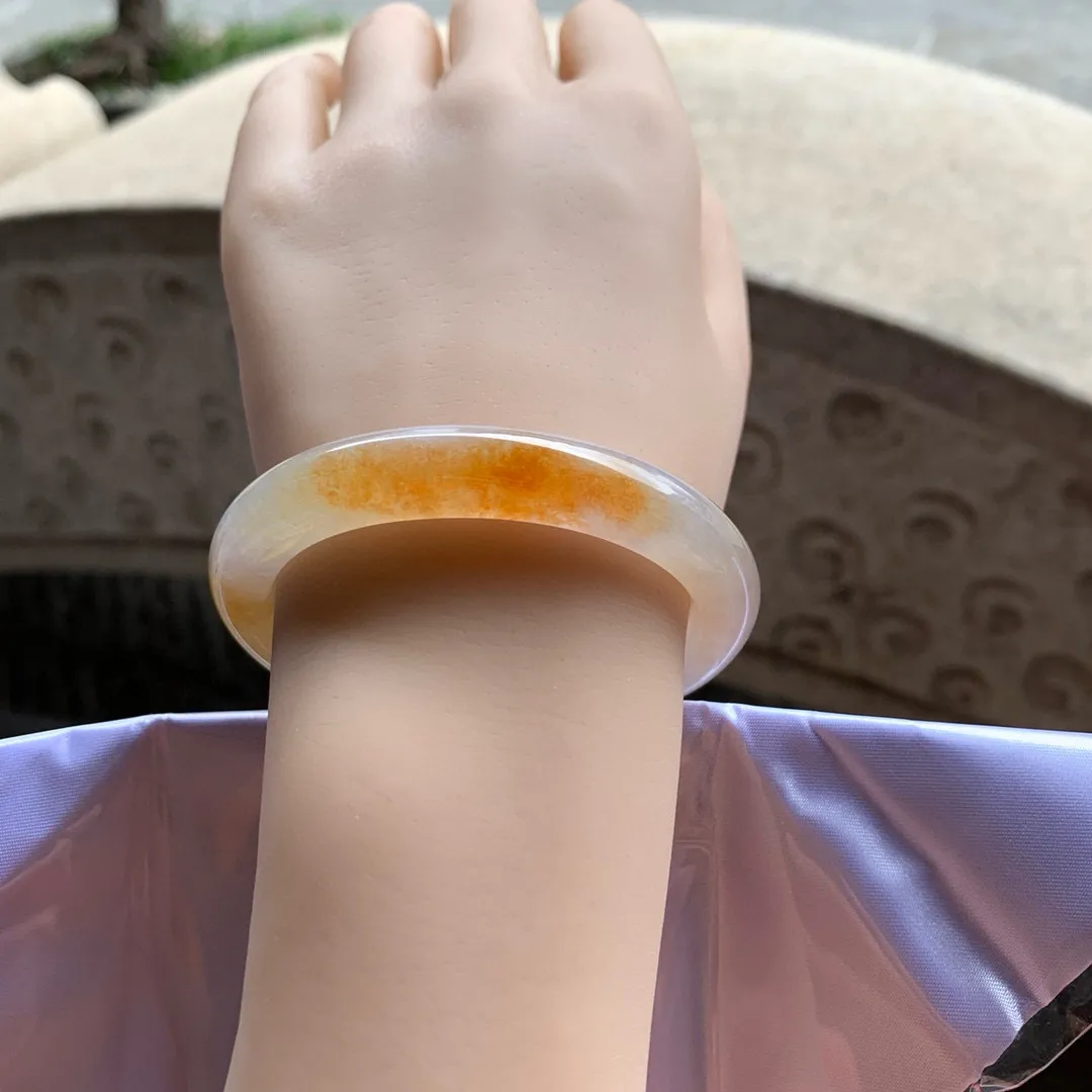 贵妃高冰红翡 无瑕 尺寸:52.9/46.3/9.4/8.1 超值️️