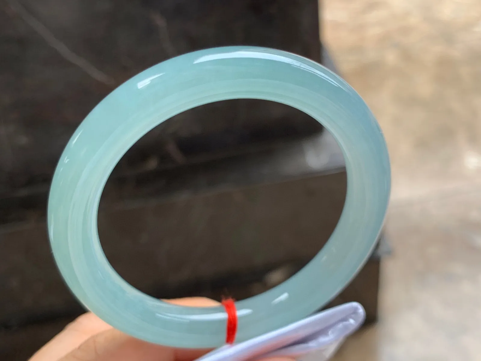 57-10mm
冰种晴水圆条手镯 水润冰透 清爽