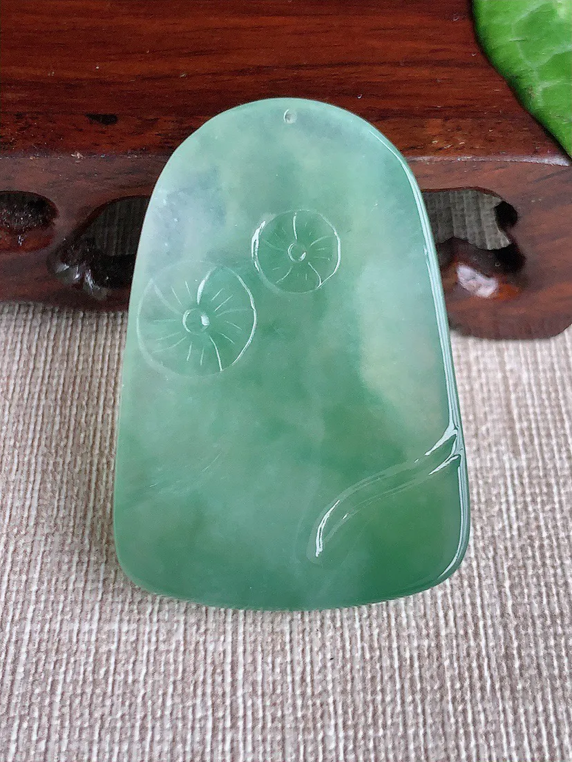缅甸a货翡翠ddj老坑冰种晴底阿弥陀佛吊坠 整体53.3×31.3×5.3mm 17.86