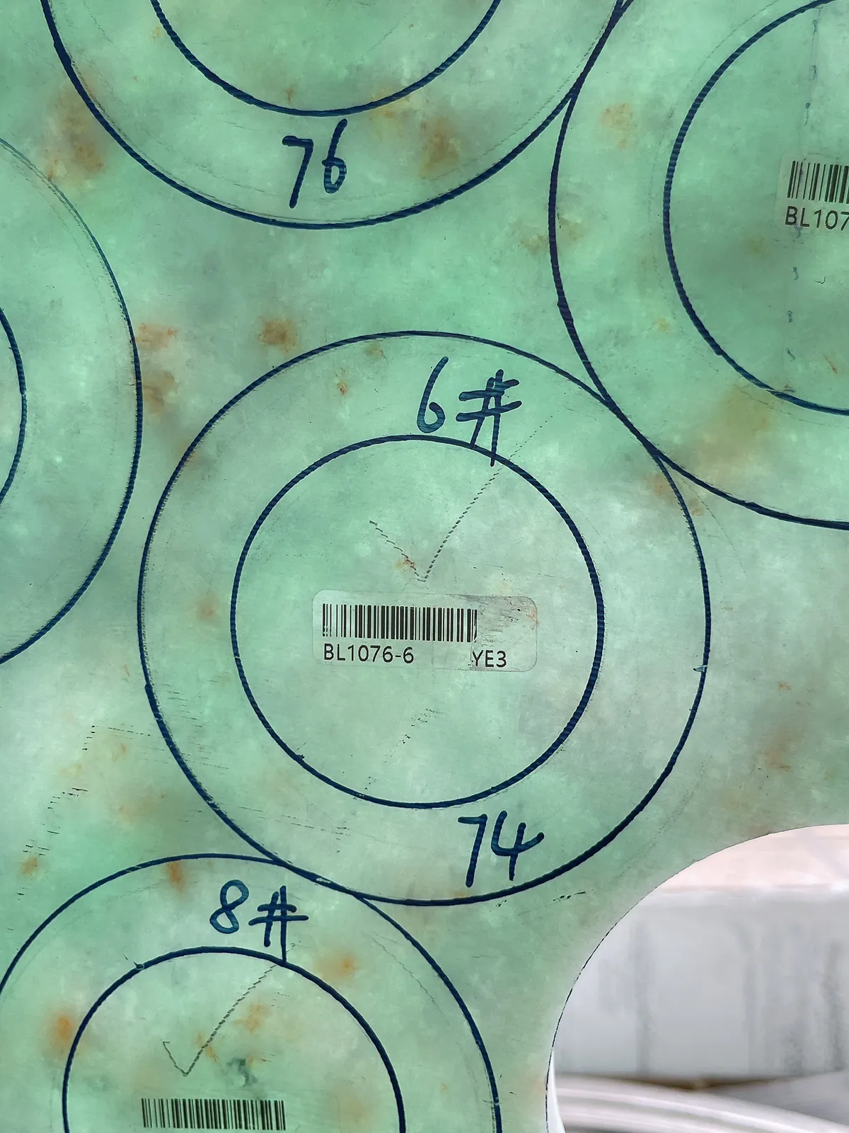 翡翠板料，⭕️正圈最大做58，圆条最大做54
