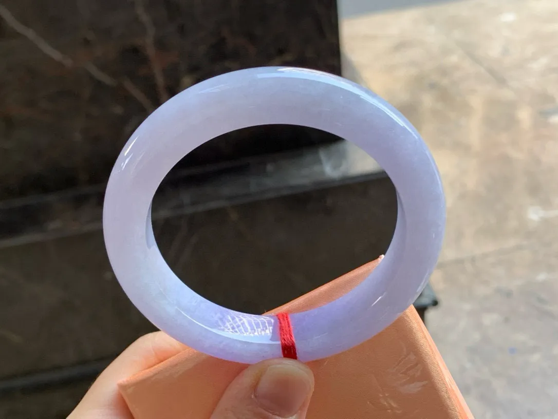 尺寸59.1/12.1/10.1，紫罗兰手镯
水润细腻