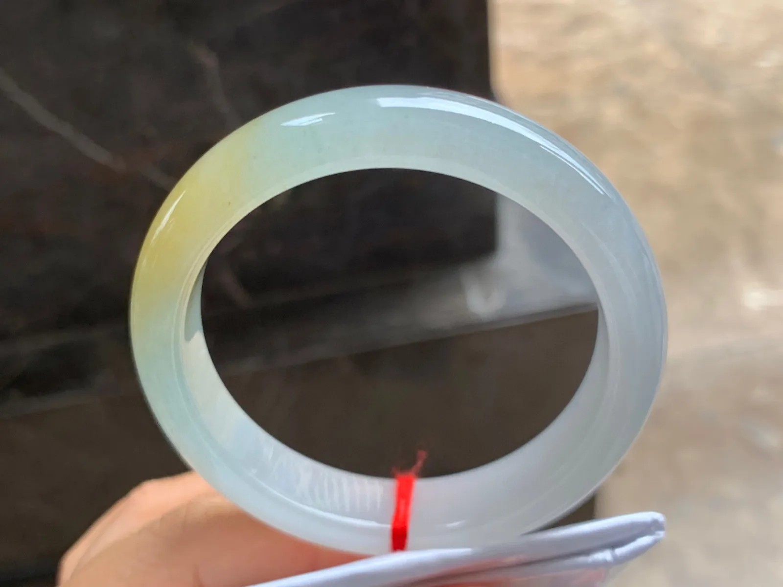56-12.5-8mm
冰黄翡手镯 种好水润 颜色漂亮