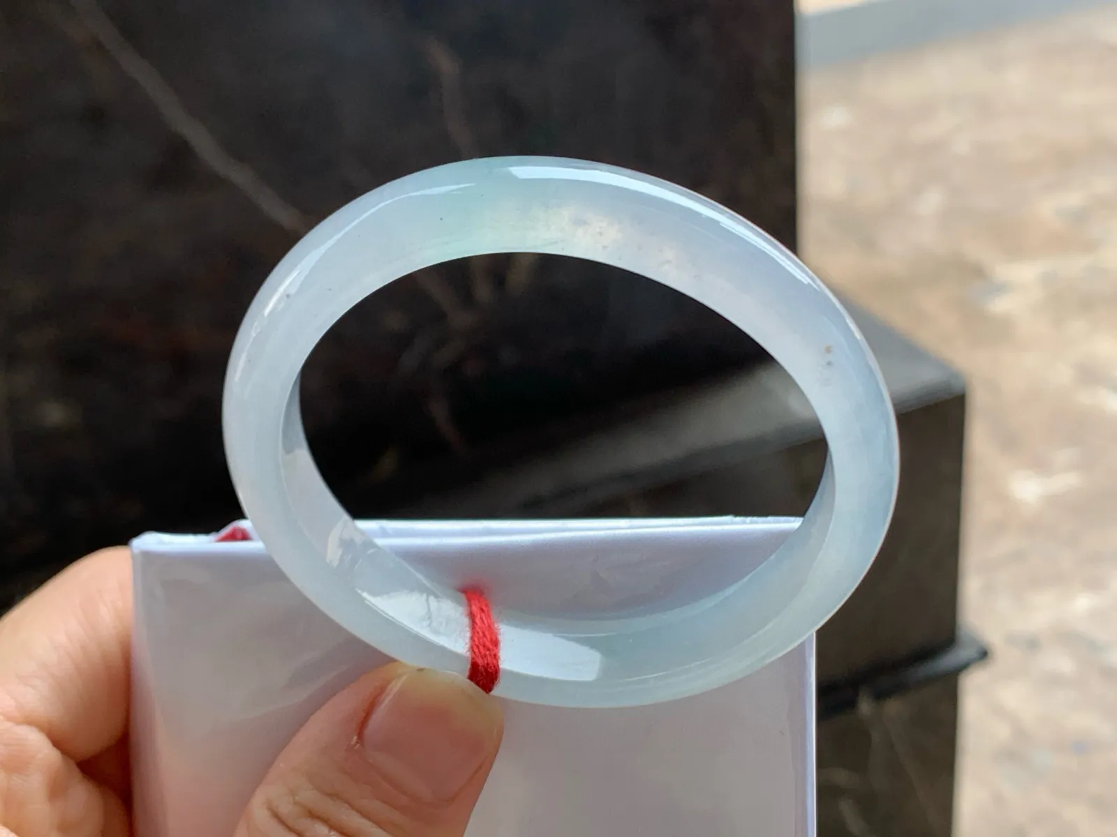 尺寸55/11/6.6，冰种贵妃手镯
水润细腻 冰透