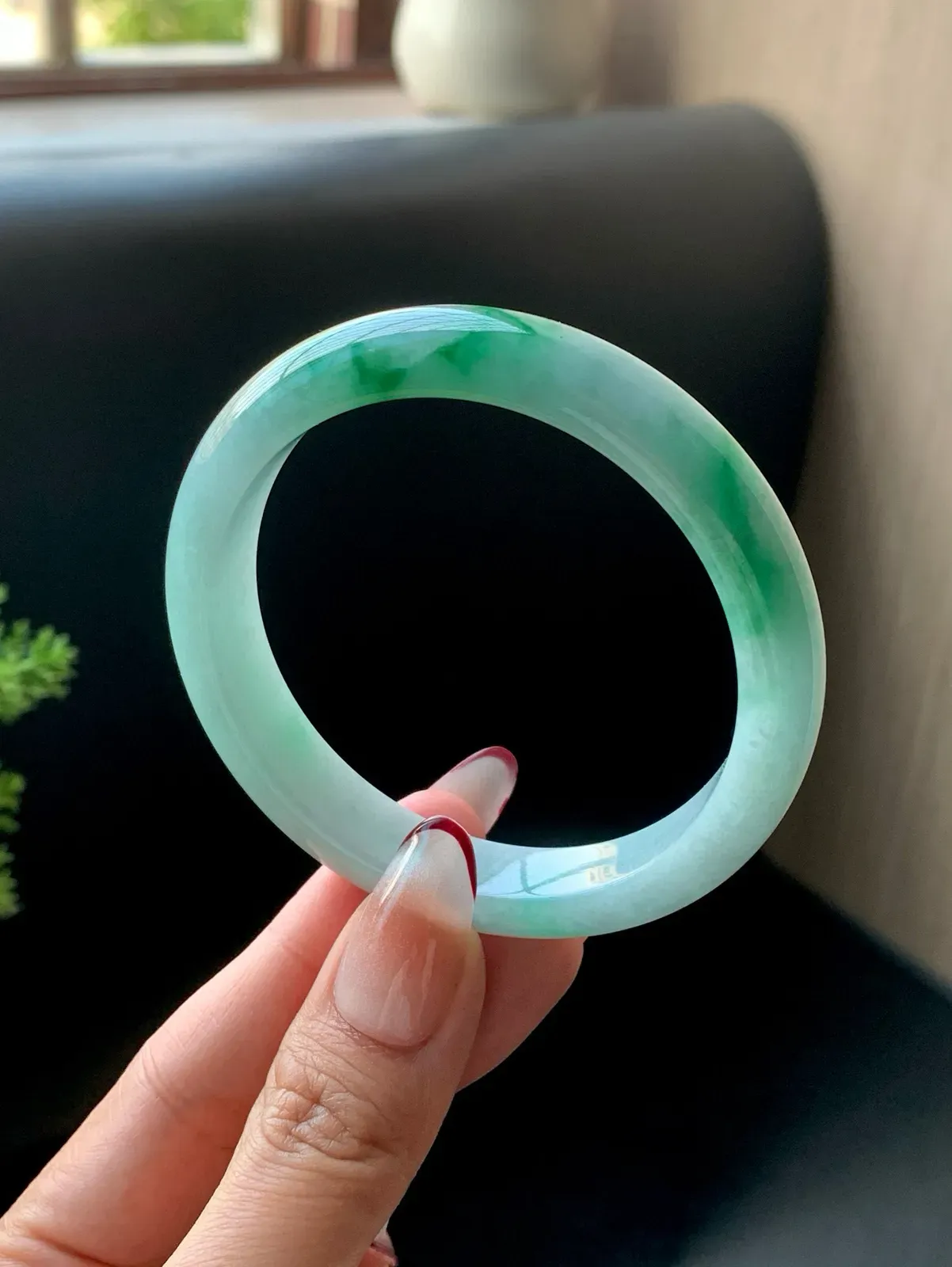 阳绿白底青绿飘花正圈成品

⭕️58-12.2-8