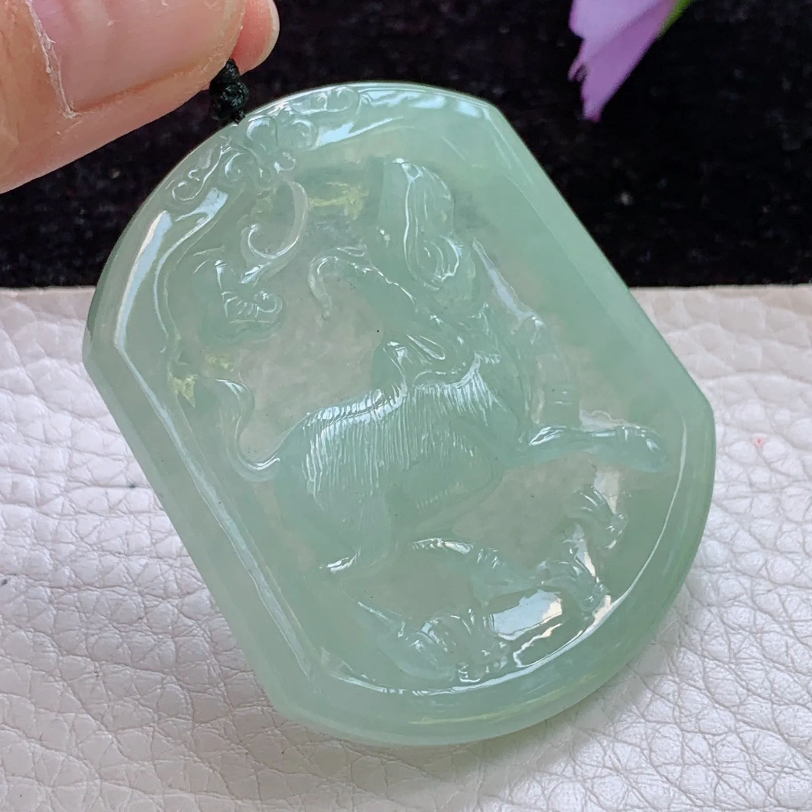 kjt实拍50.8*43*6.5缅甸A货翡翠具美立体生肖牛 扭转乾坤玉吊坠 玉挂件