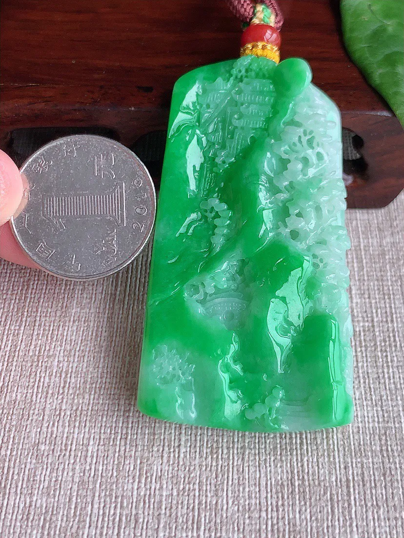 缅甸a货翡翠ddj老坑冰润飘阳绿意境山水牌吊坠  整体63.2×34×9.3mm 45.38