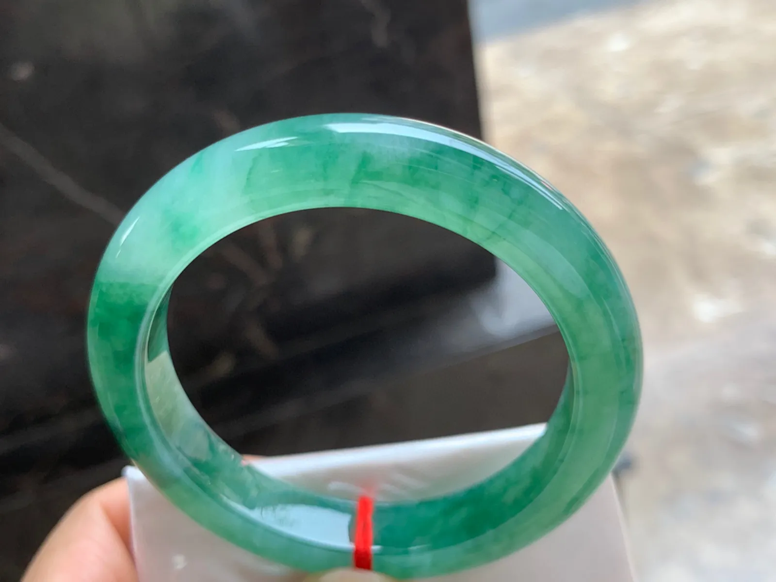 55-11-9mm
带色手镯 有种有色 上手大气