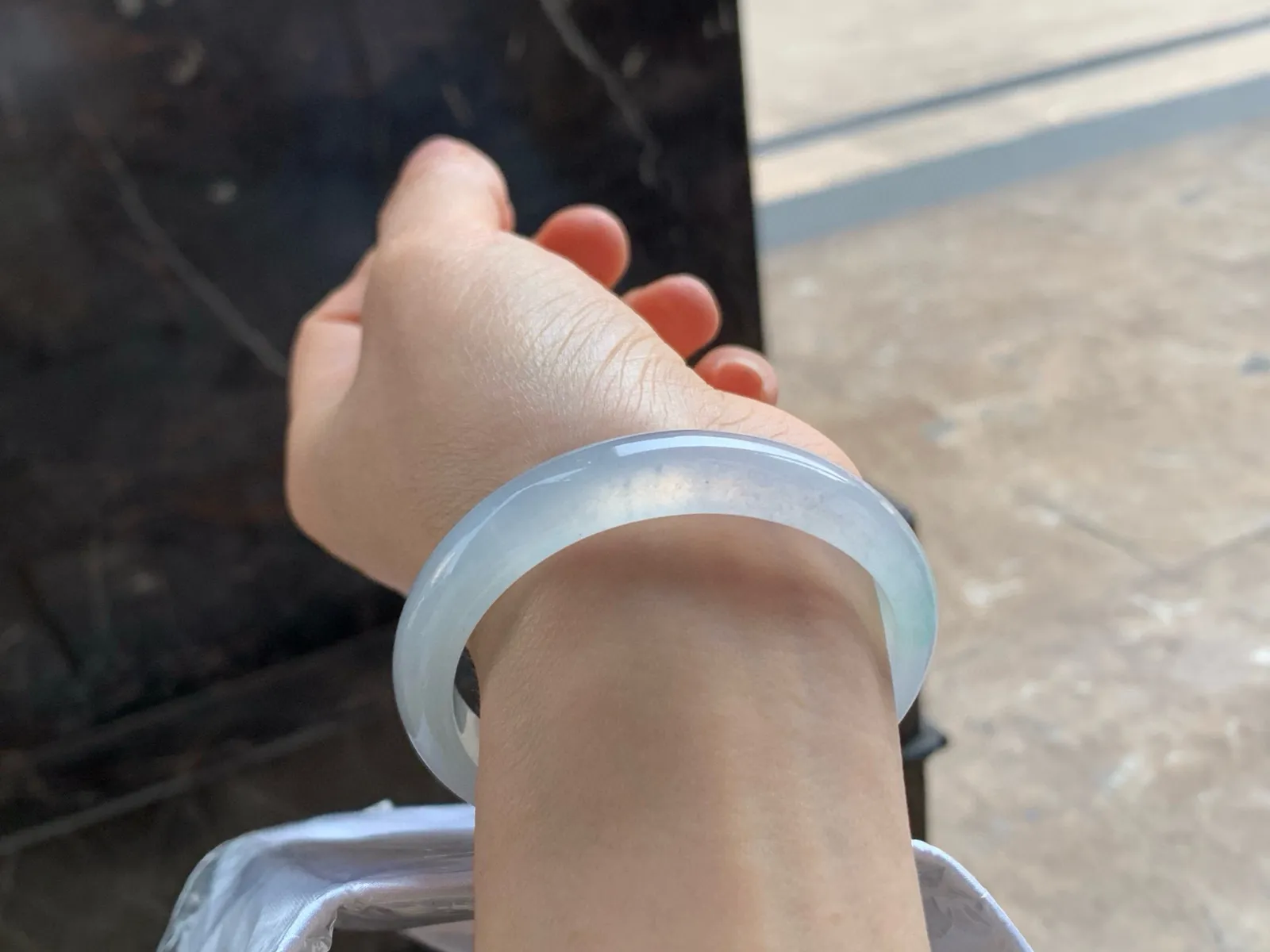 尺寸55/11/6.6，冰种贵妃手镯
水润细腻 冰透