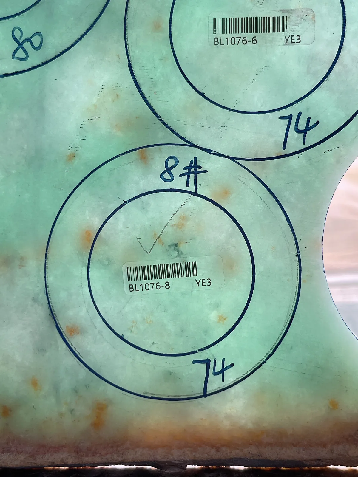 翡翠板料，⭕️正圈最大做58，圆条最大做54