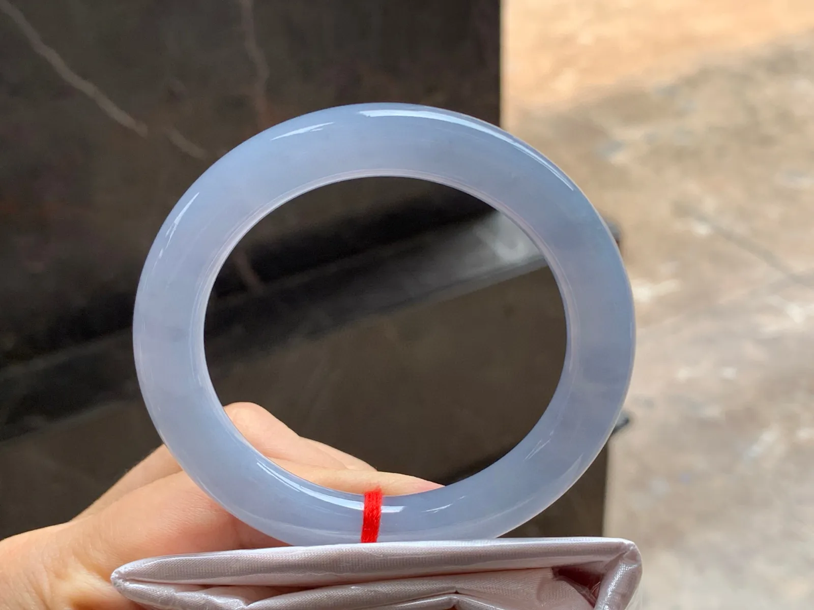 尺寸53.1/9.8，紫罗兰手镯
水润细腻 清新甜美