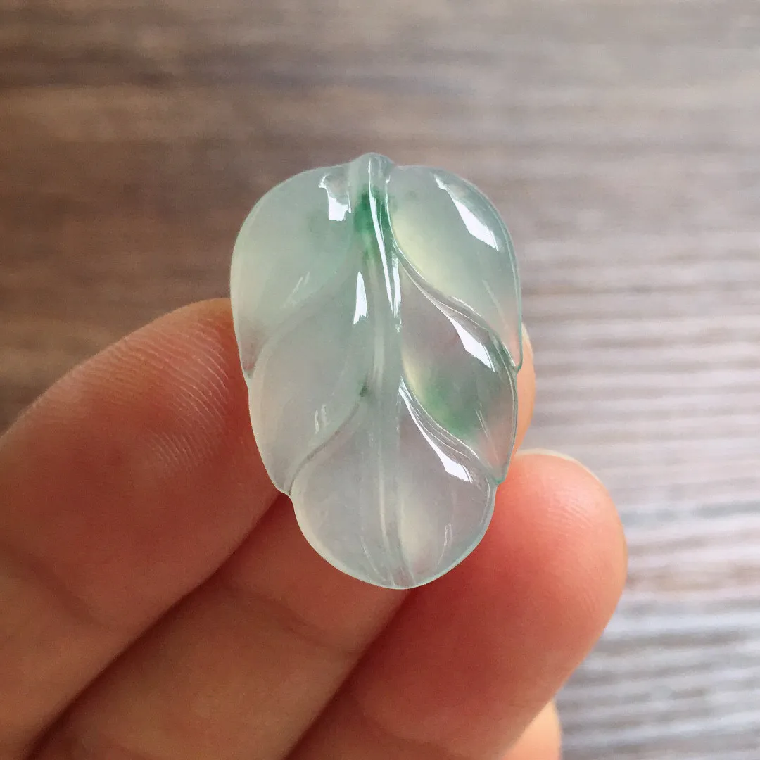 冰飘花树叶，镶嵌佳品，冰润细腻，种水足，整体尺寸26.3*17*3.8
