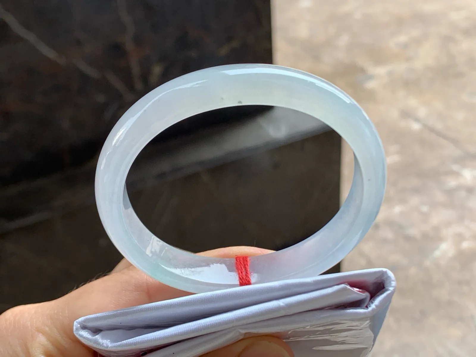 尺寸55/11/6.6，冰种贵妃手镯
水润细腻 冰透