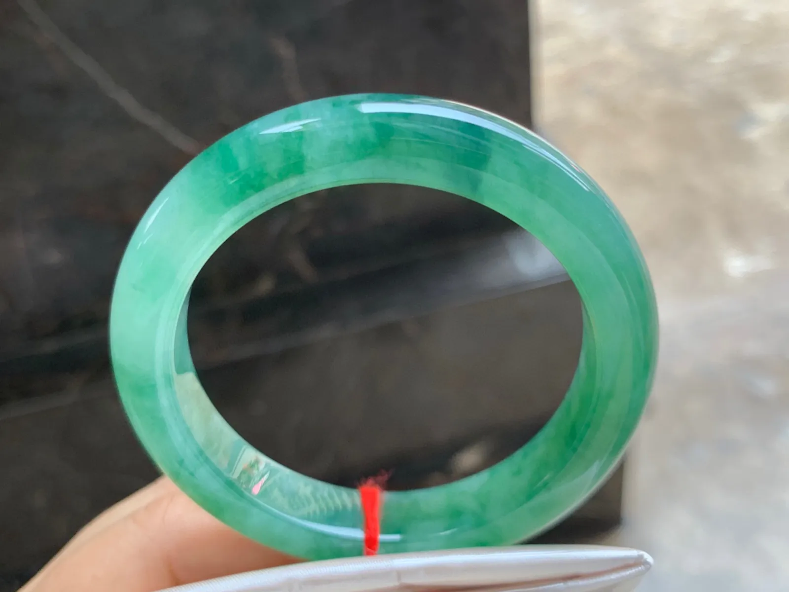 55-11-9mm
带色手镯 有种有色 上手大气