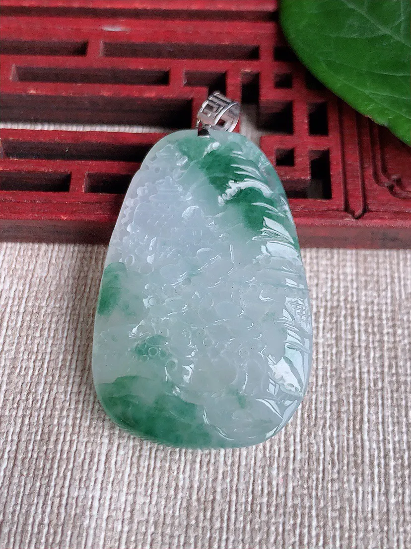 缅甸a货翡翠ddj老坑冰种18K金扣头飘花意境山水牌吊坠 整体38×24.7×6mm 12.08