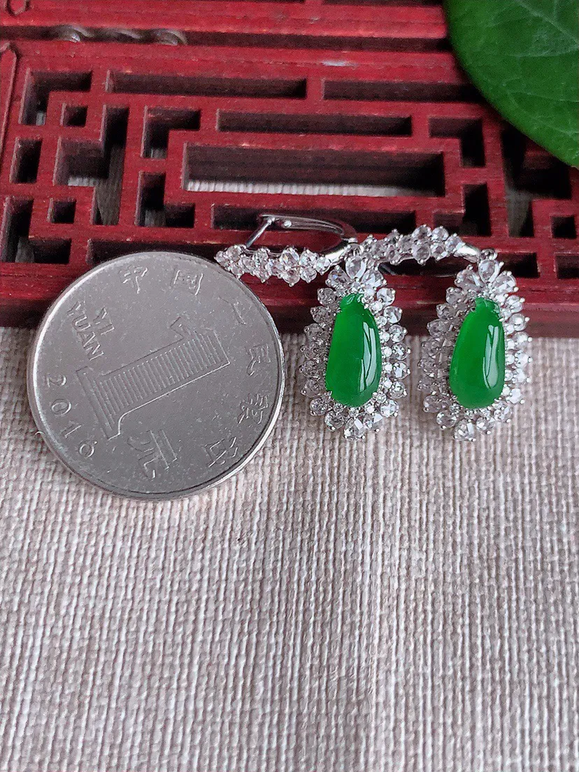 缅甸a货翡翠ddj老坑冰种18K金镶嵌阳绿福瓜耳坠 整体10.3×4.8×8mm 5.00