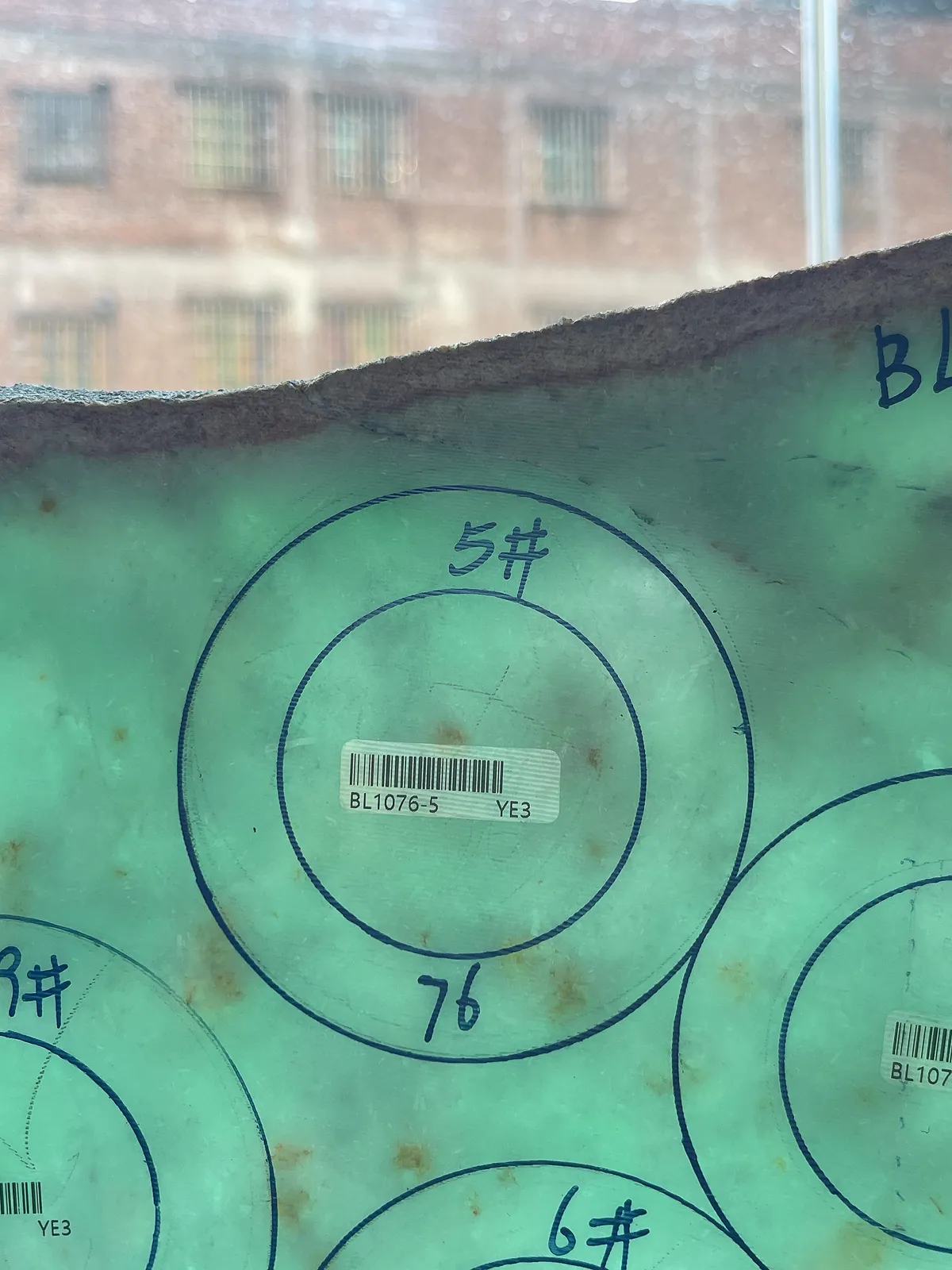 翡翠板料，⭕️正圈最大做60，圆条最大做56