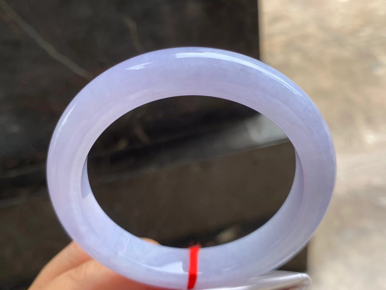 60.5-12-9.5mm
紫罗兰手镯 颜色浓郁 大圈口