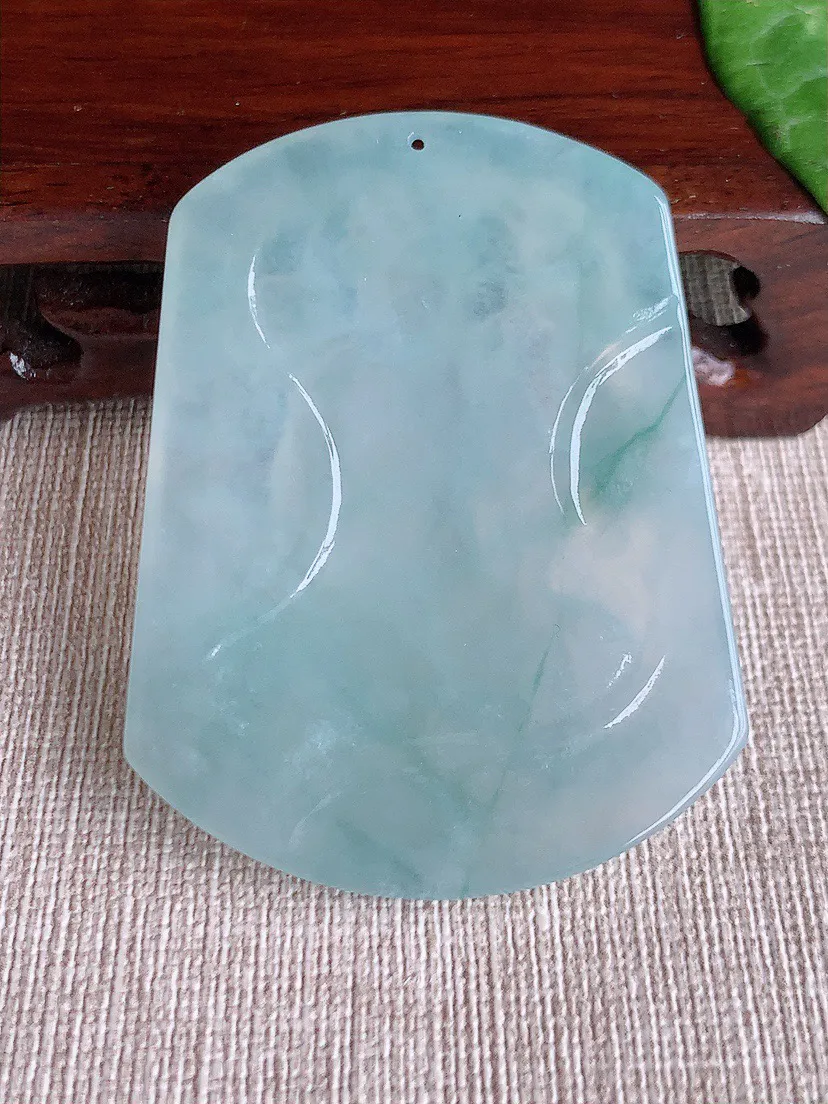 缅甸a货翡翠ddj老坑冰种飘花虚空藏菩萨吊坠 整体56.2×43.4×5.8mm 29.82