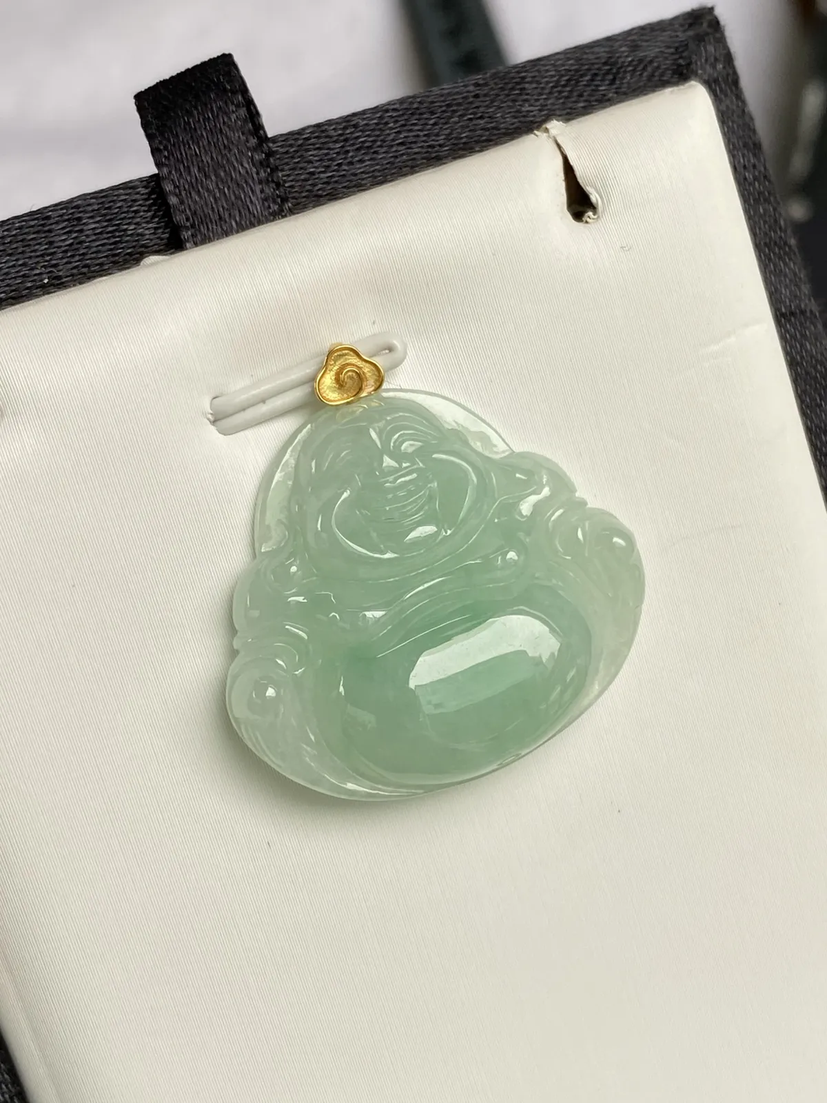 推荐【果绿佛公】无纹裂，水润，亲和开脸，笑容可掬，水水润润，品相佳，护佑佳品，超值哦～～28.9*28*5.5