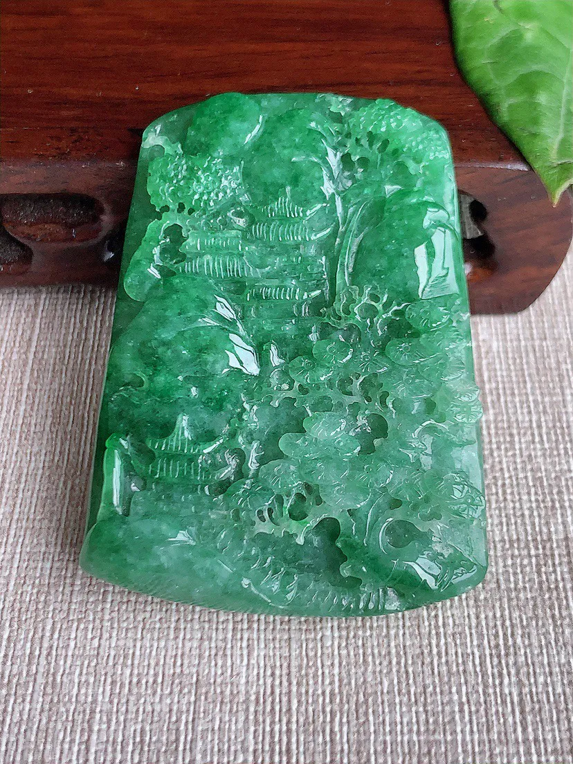 缅甸a货翡翠ddj老坑冰润满绿意境山水牌吊坠  整体56.6×41.7×8.2mm 39.28