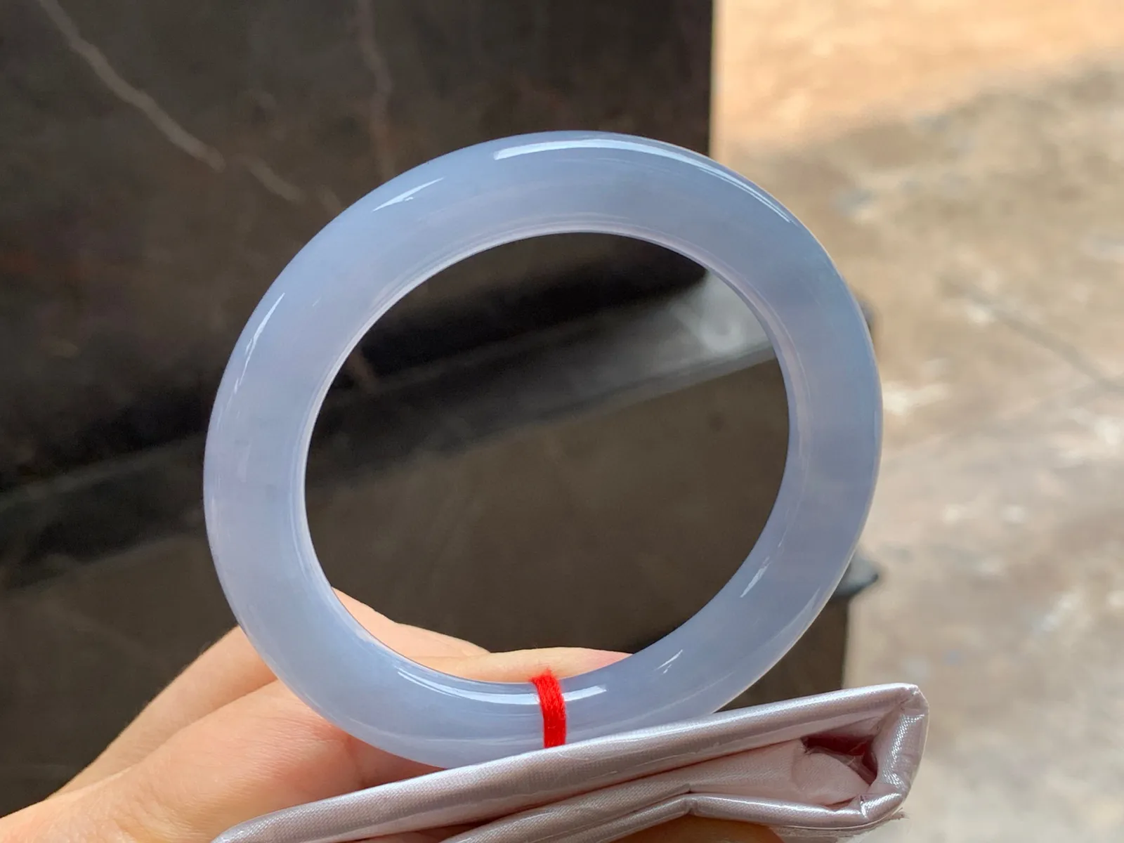 尺寸53.1/9.8，紫罗兰手镯
水润细腻 清新甜美