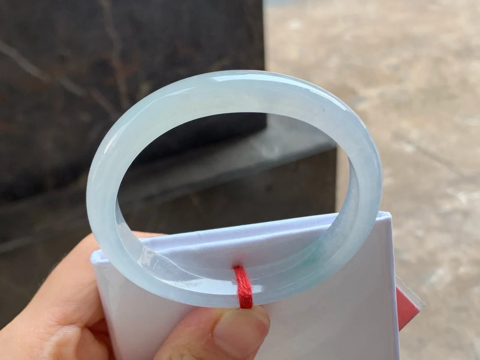 尺寸55/11/6.6，冰种贵妃手镯
水润细腻 冰透