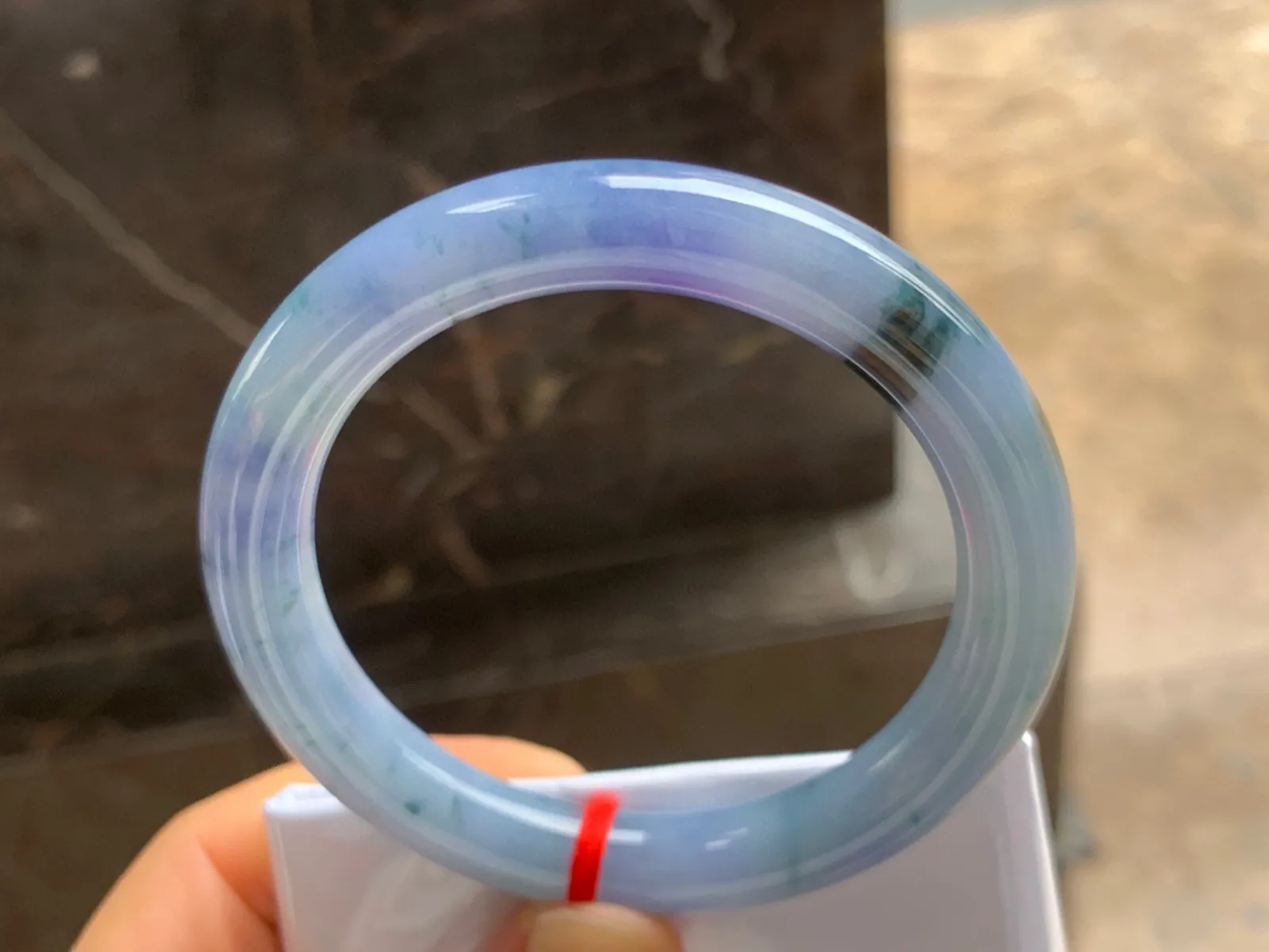 56-9.5mm
紫罗兰飘花圆条手镯 种好细腻 茄紫色 
气质