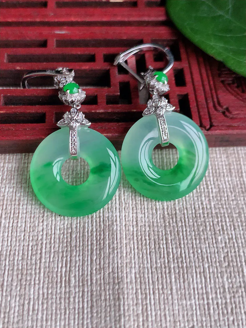 缅甸a货翡翠ddj老坑高冰种18K金镶嵌飘绿平安环耳坠 整体18.6×3.6mm 8.50