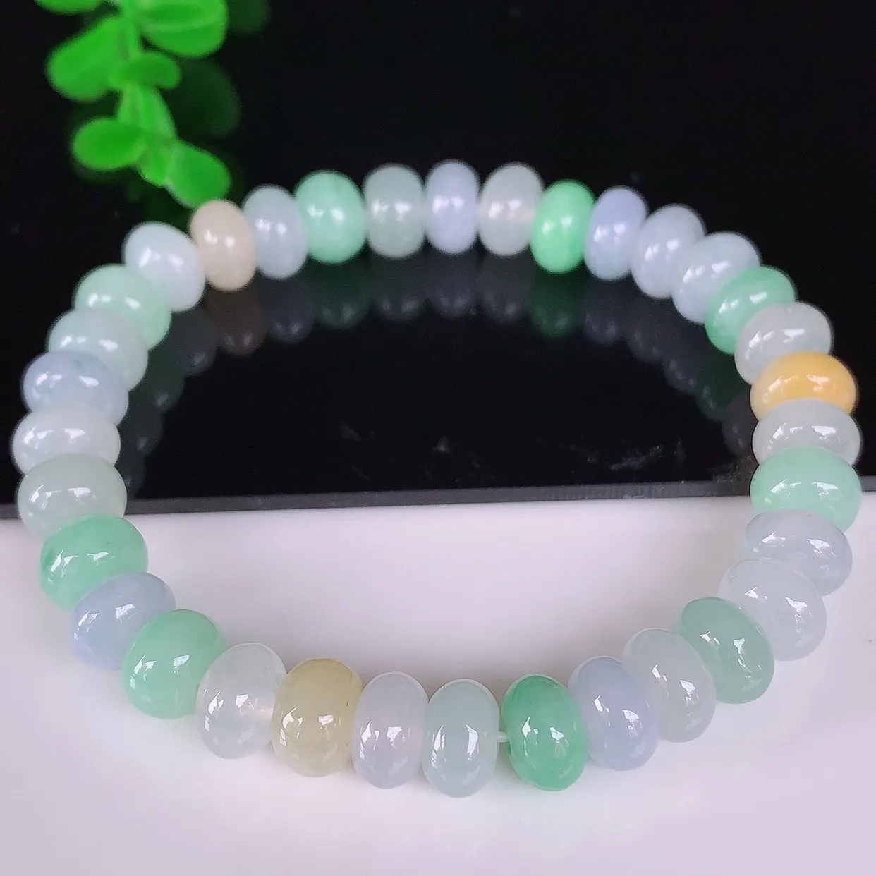自然光实拍，冰润冰糯种多彩算盘珠翡翠手串手链，种老水足，冰清玉润  颜色漂亮  #46.10取一尺寸