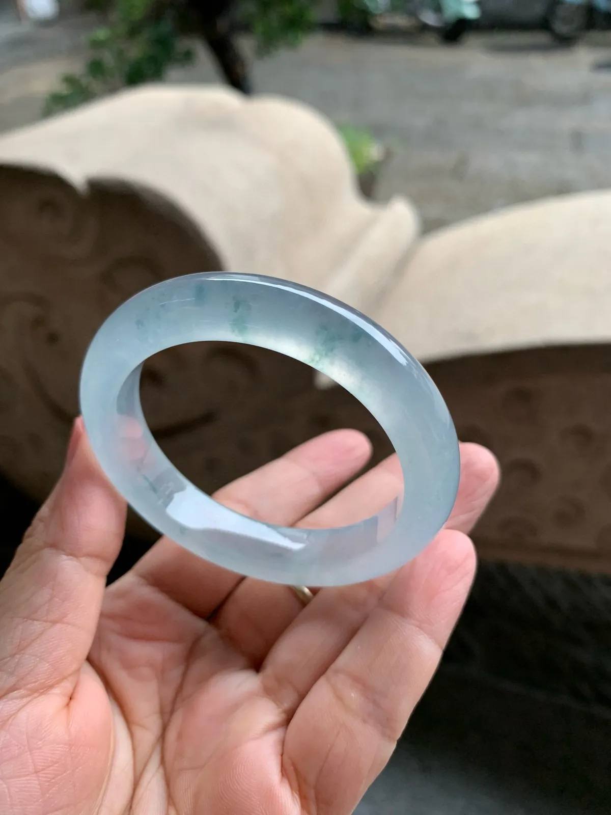 正圈玻璃种飘花 无瑕 尺寸:50.5/10.9/8.3 花美 起刚光