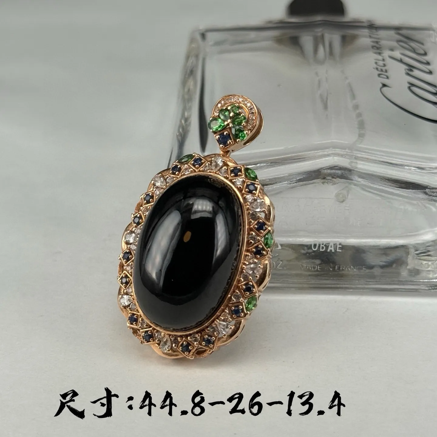 精品18k墨翠大蛋面 种好色正 黑度极好 打灯通透 油性十足