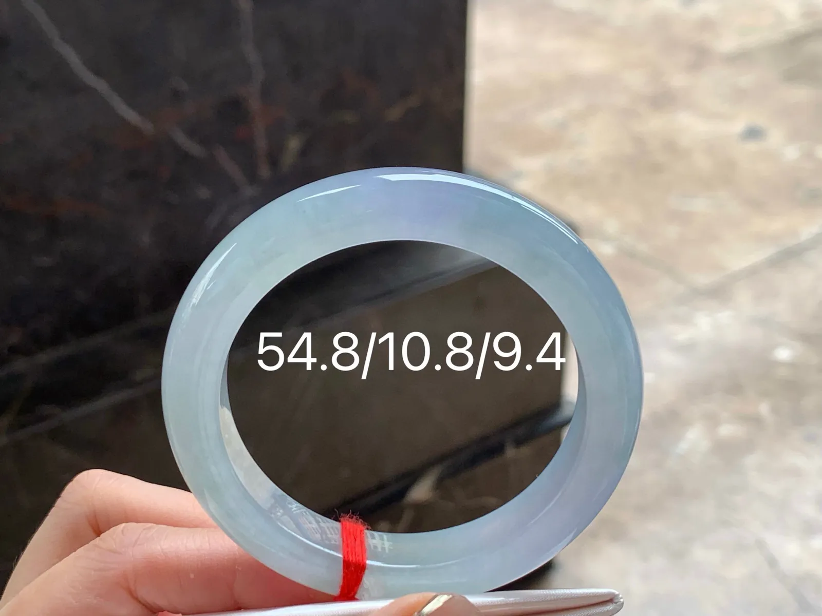 冰淡紫手镯
清爽54.8/10.8/9.4mm