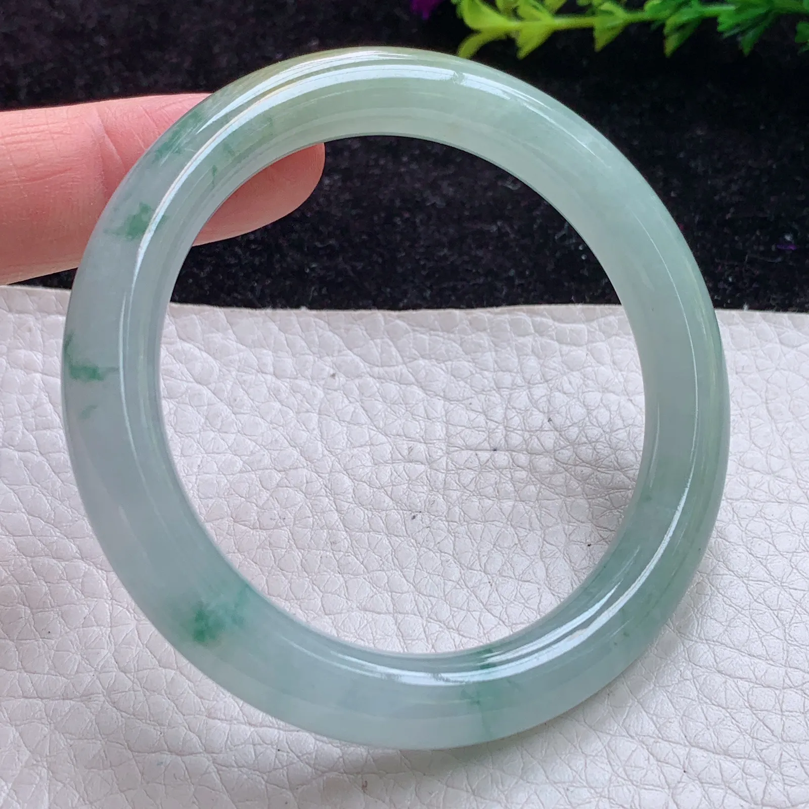 mq实拍54*91*9.2美人镯 缅甸翡翠A货冰飘花胶感圆条翡翠玉手镯 玉镯子