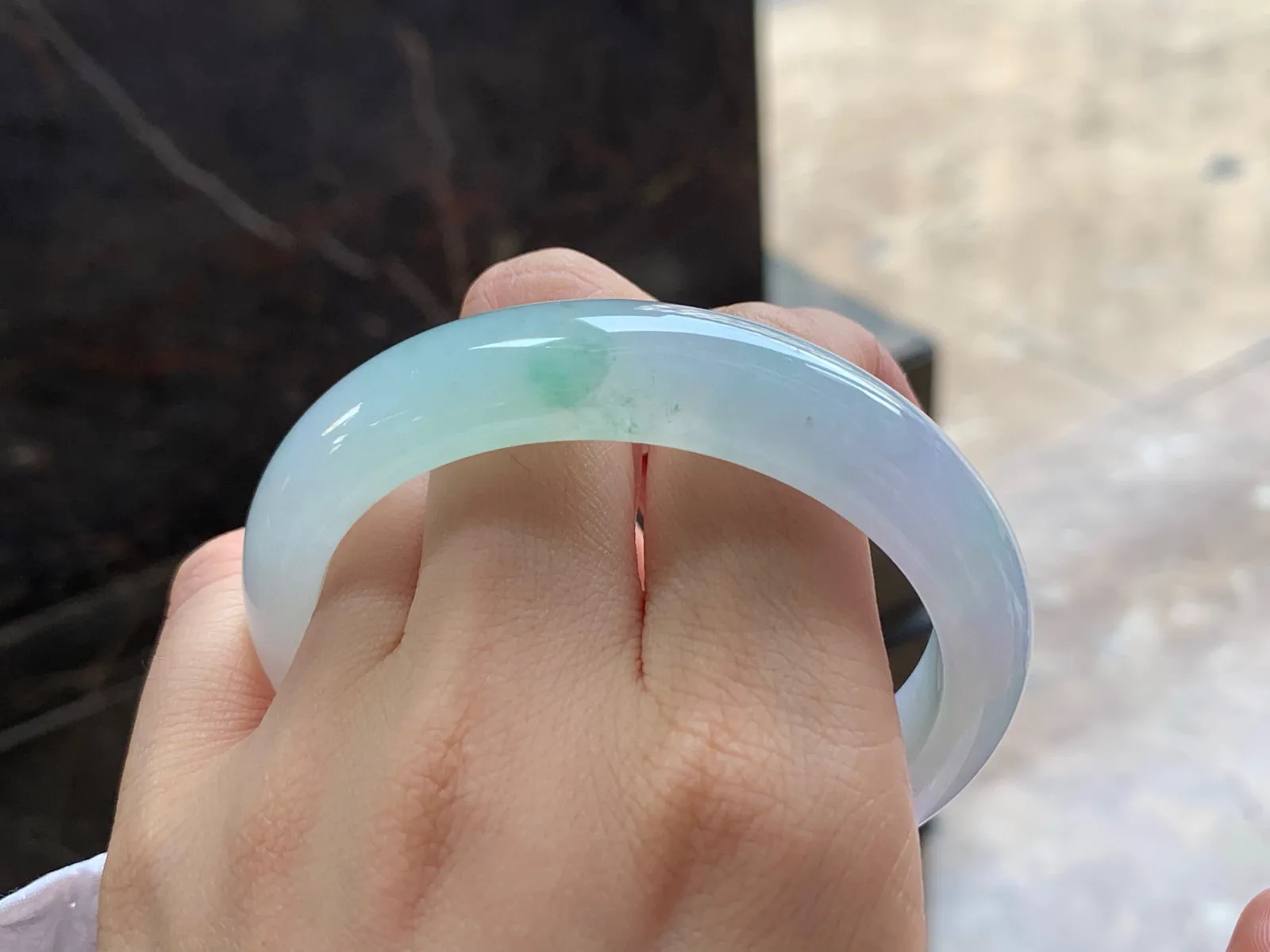 淡春彩手镯
58/13.5/8.3mm