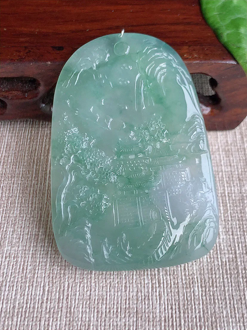 缅甸a货翡翠ddj老坑冰种飘花意境山水牌吊坠 整体55.3×37.6×5.7mm 30.55