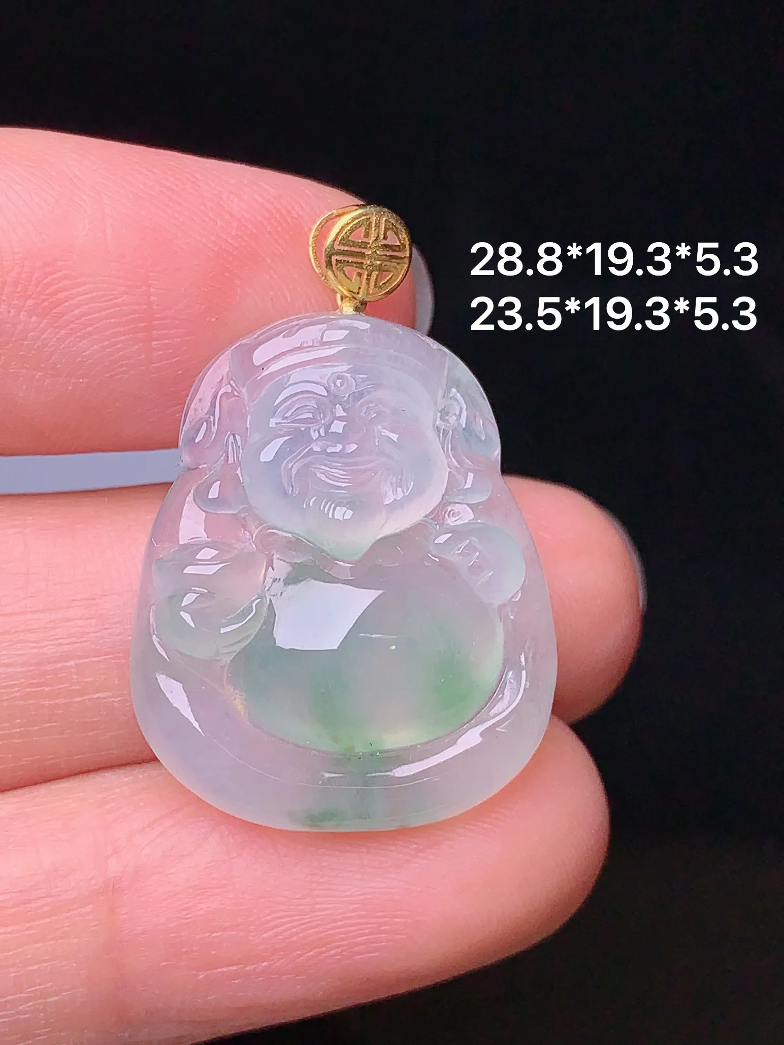 18k金镶嵌冰种财神吊坠 玉质细腻 色泽清新艳丽 整体尺寸28.8*19.3*5.3