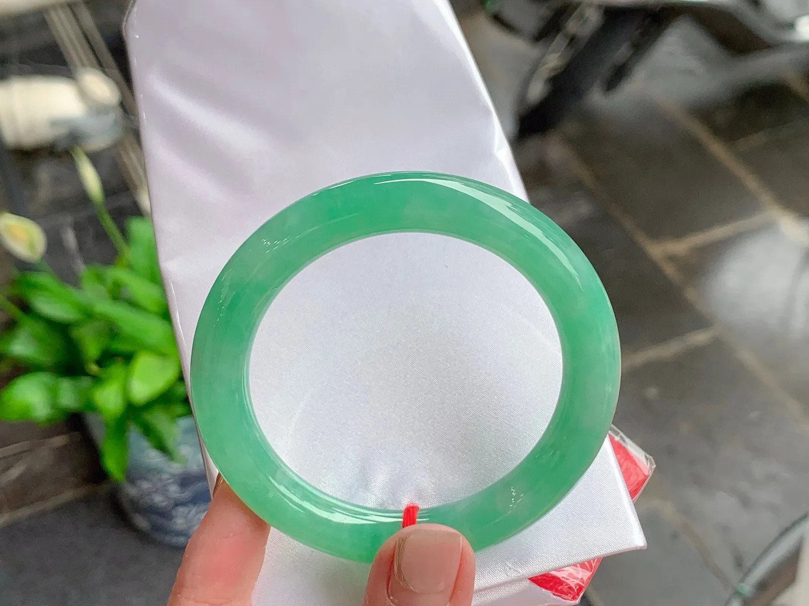 果绿福镯
水润清爽 54.5/9.1mm