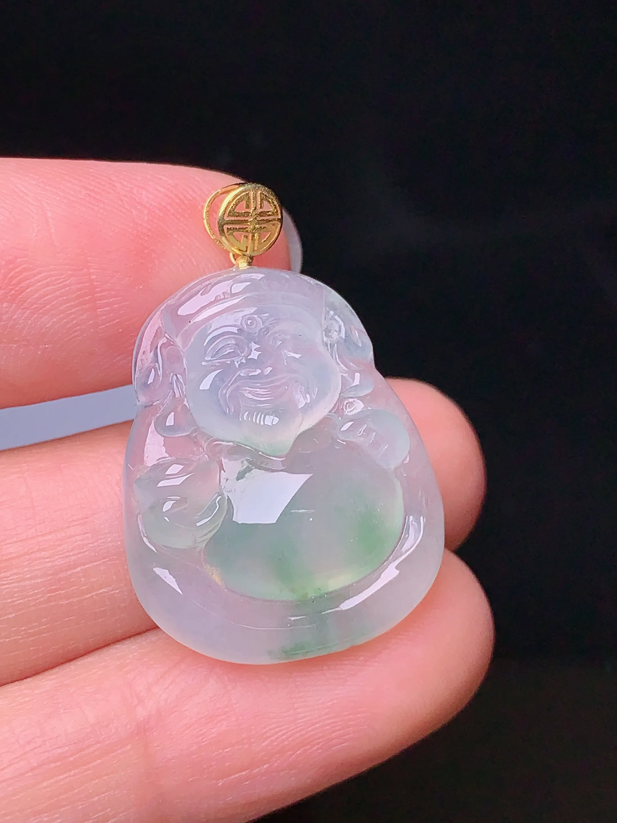 18k金镶嵌冰种财神吊坠 玉质细腻 色泽清新艳丽 整体尺寸28.8*19.3*5.3