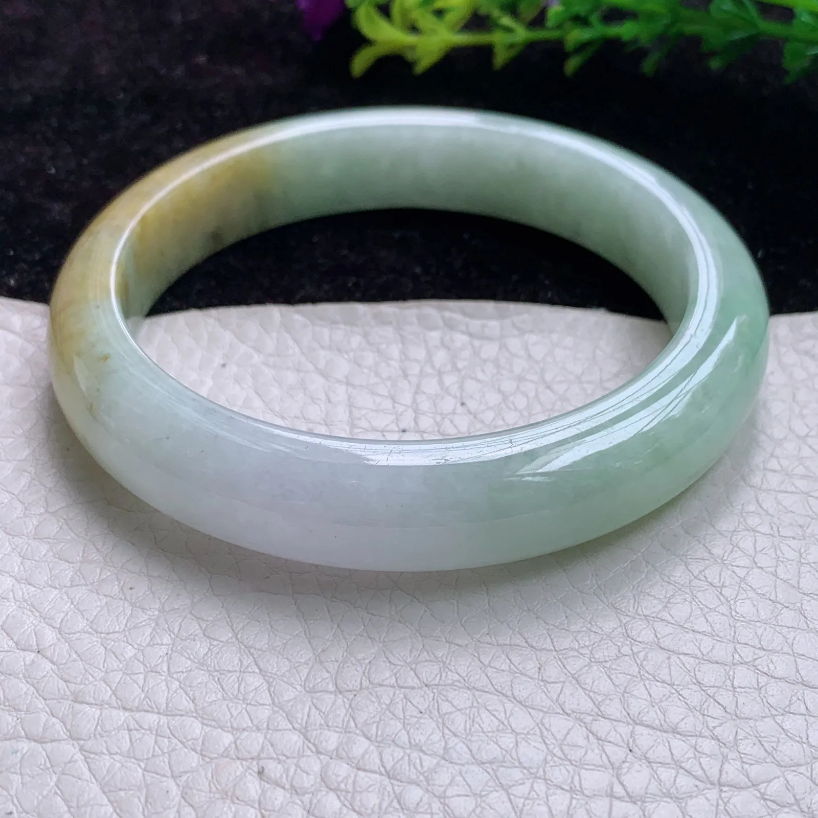 ym实拍大圈口62*13*9.2缅甸翡翠A货胶感双彩特色宽边翡翠玉手镯 玉镯子