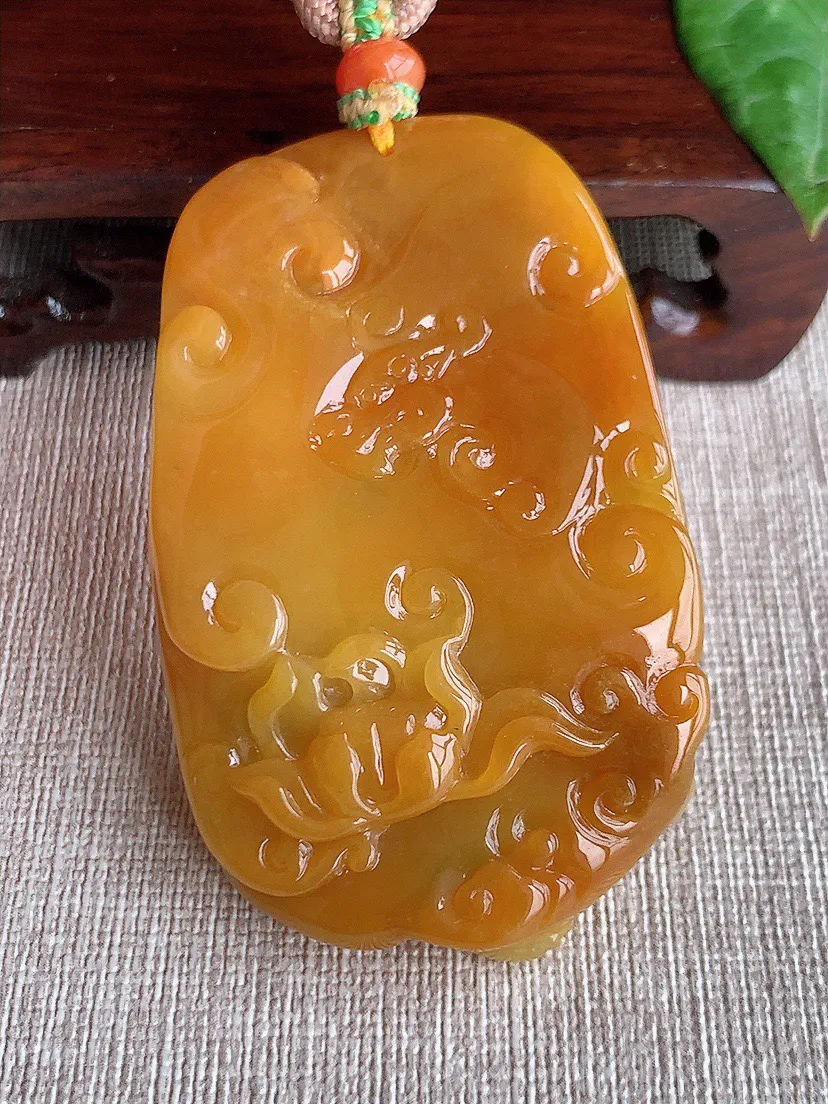缅甸a货翡翠ddj老坑冰种黄加绿双彩文殊菩萨吊坠 整体60.2×45.3×16.7mm 65.34