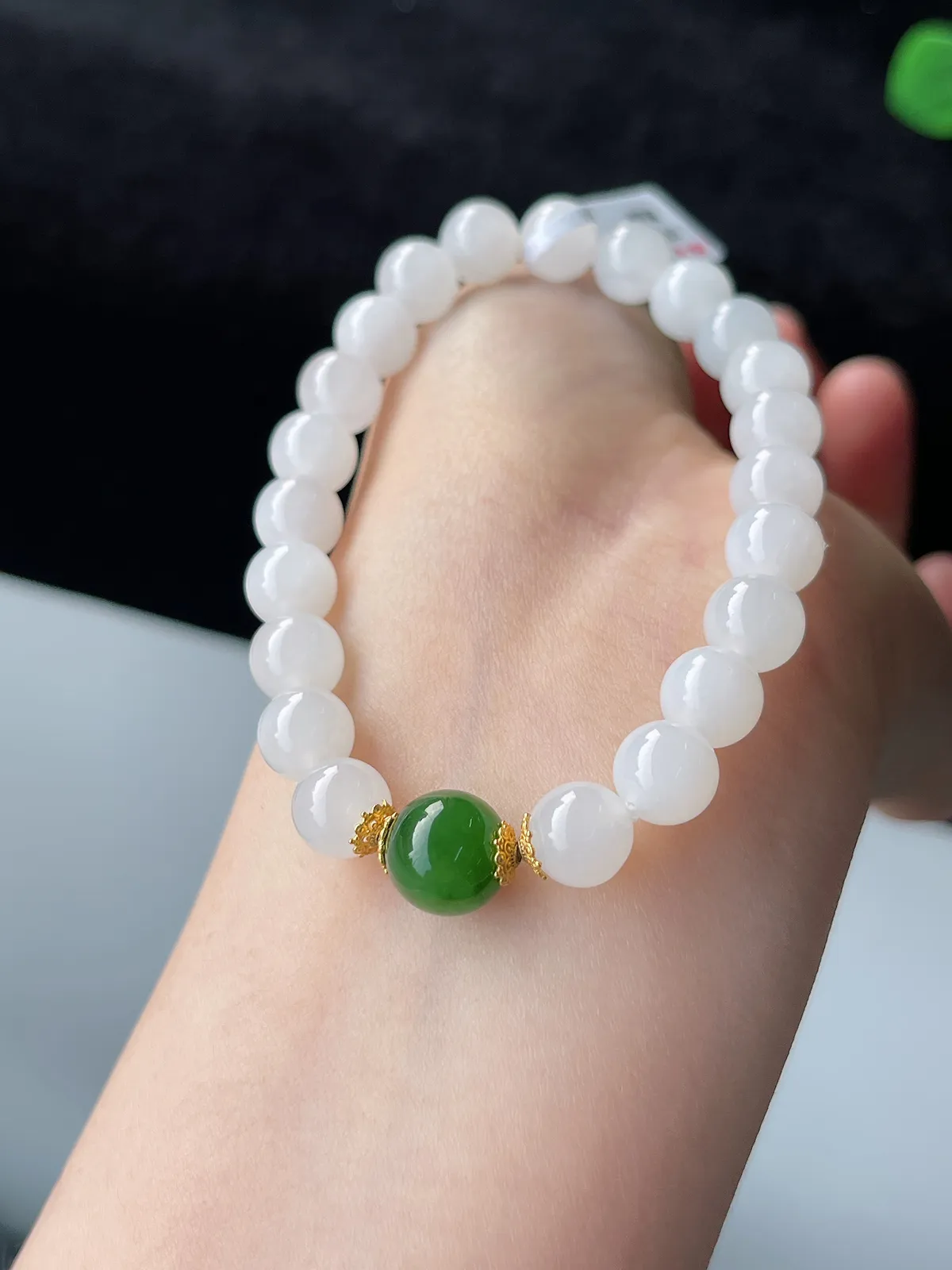 和田玉白玉手串8mm，搭配10mm和田碧玉