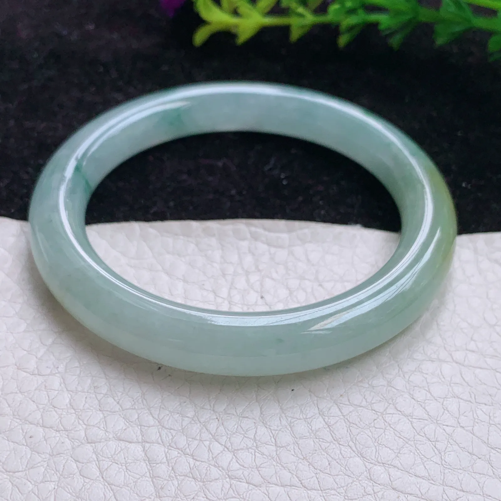 mq实拍54*91*9.2美人镯 缅甸翡翠A货冰飘花胶感圆条翡翠玉手镯 玉镯子